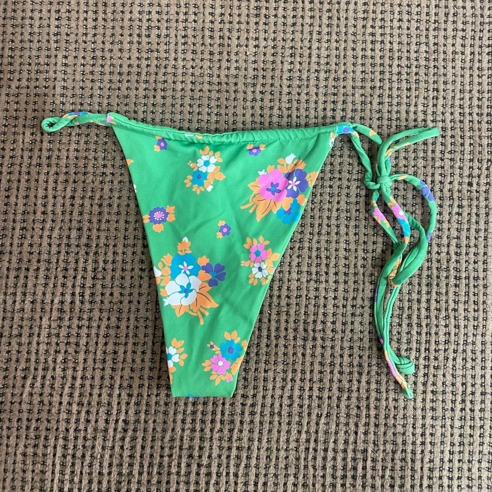Frankies bikini bottom